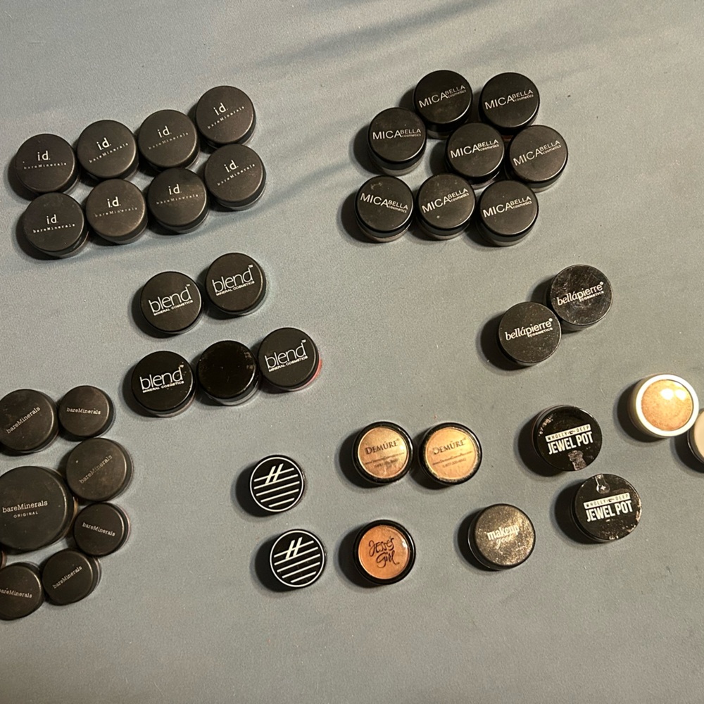 Shimmer Powders  Various Brands